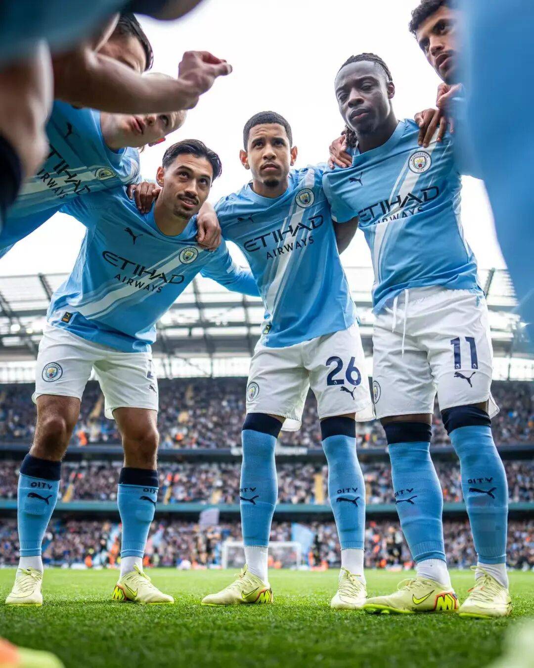 北京近期体育赛事：空手道、跑酷、速度滑冰轮番上演